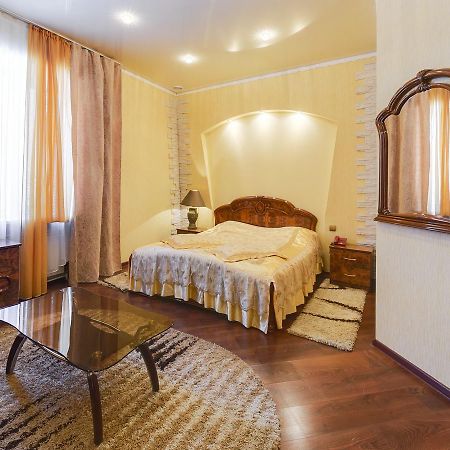 Hotel Ghostinitsa "Lina" Petropavlovsk Esterno foto