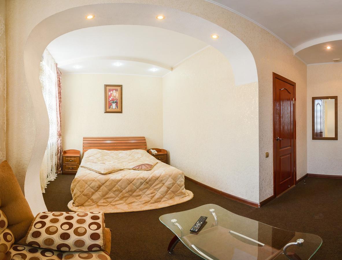 Hotel Ghostinitsa "Lina" Petropavlovsk Esterno foto